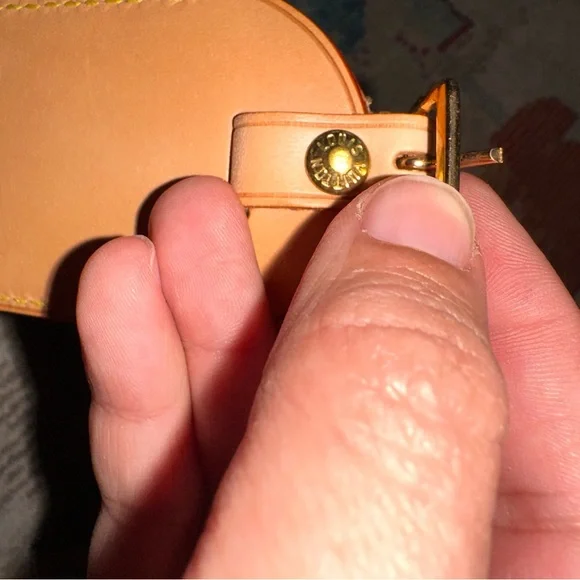 AUTHENTIC Louis Vuitton Vachetta Leather Luggage Tag - Picture 5 of 6